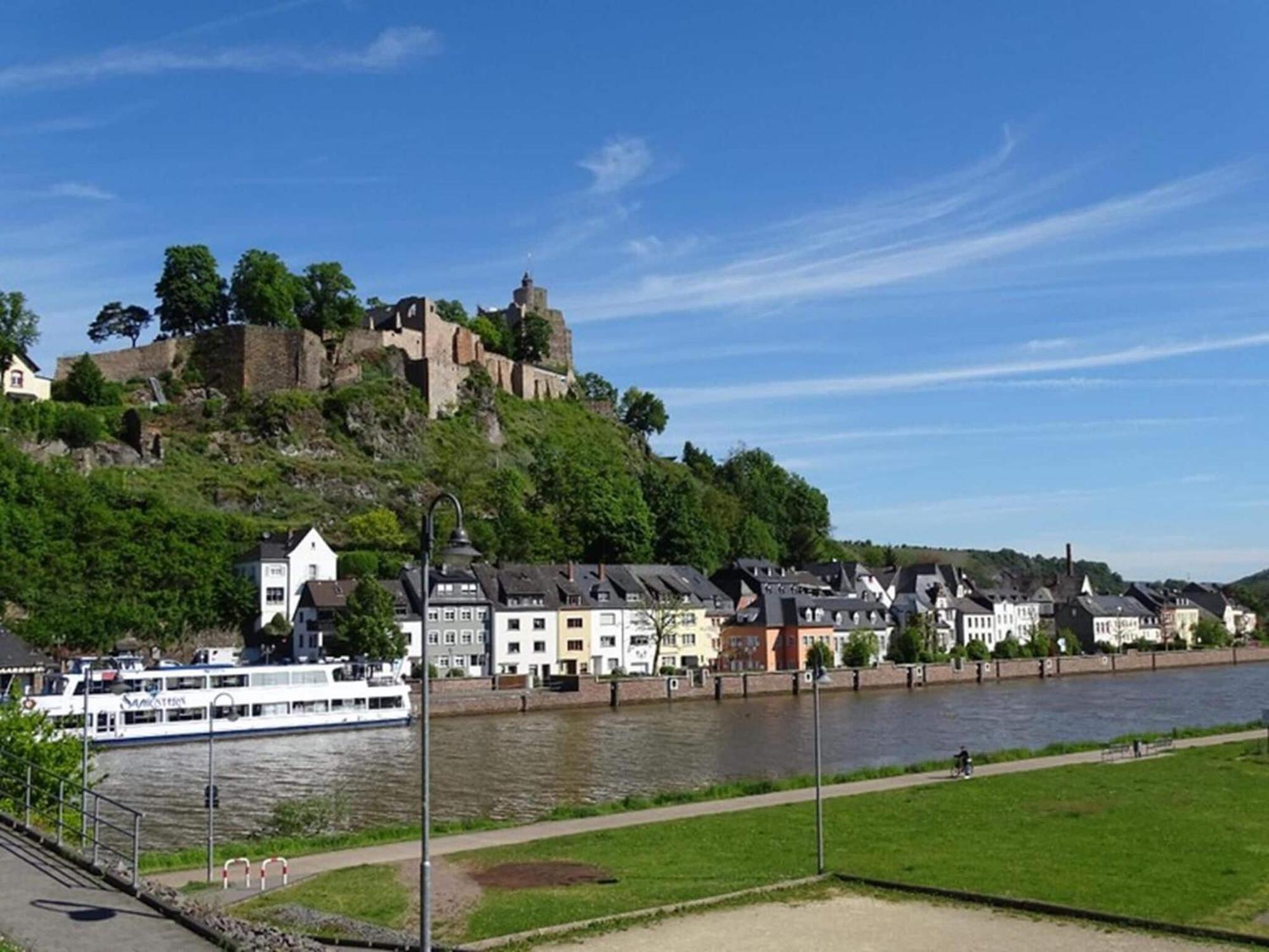 Comfortable Apartment In Ediger Eller Eifel Sankt Aldegund Exterior photo